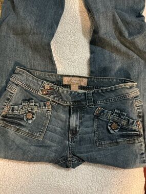 Candie’s Low Rise Flare Jeans Button Pocket Y2K Size 9